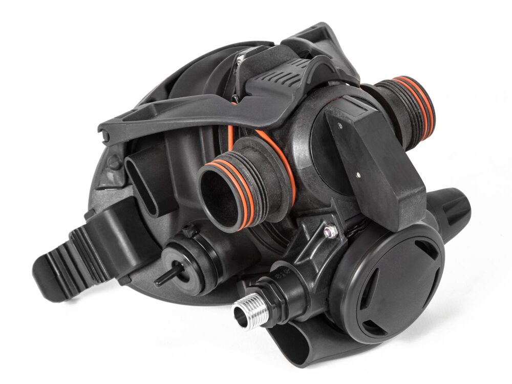 Regulator with Rebreather Pod