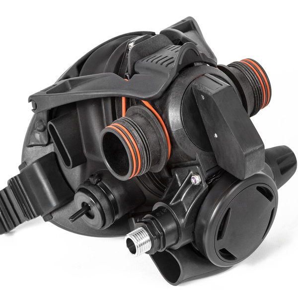 Rebreather Pod With Switchover Regulator